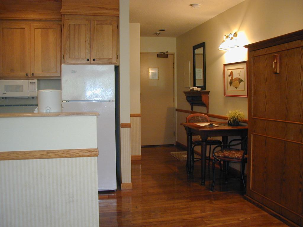 Clock Tower Resort Whistler Quarto foto