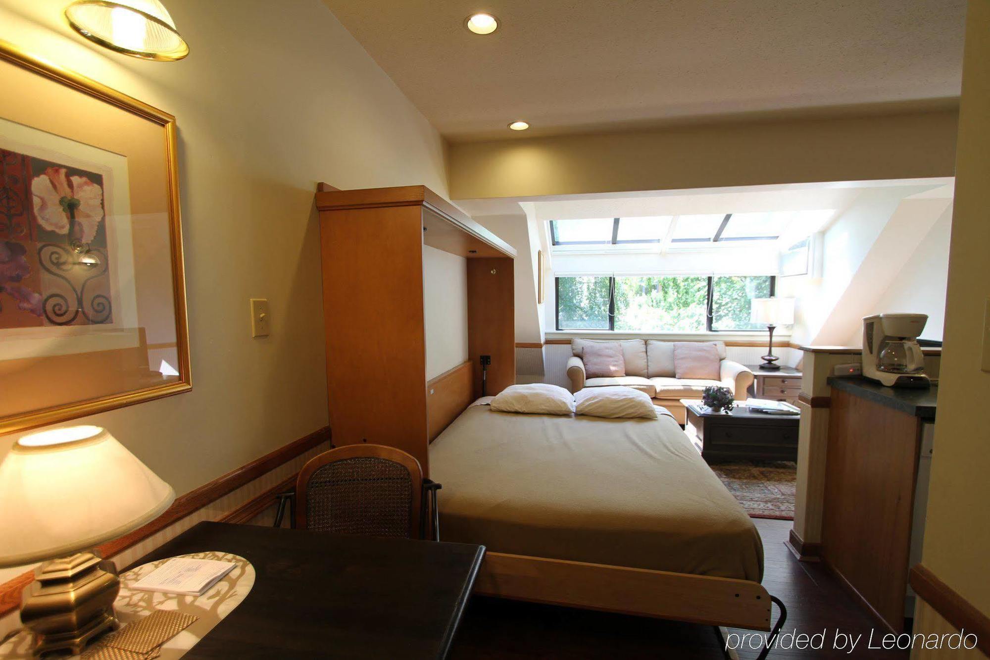 Clock Tower Resort Whistler Exterior foto