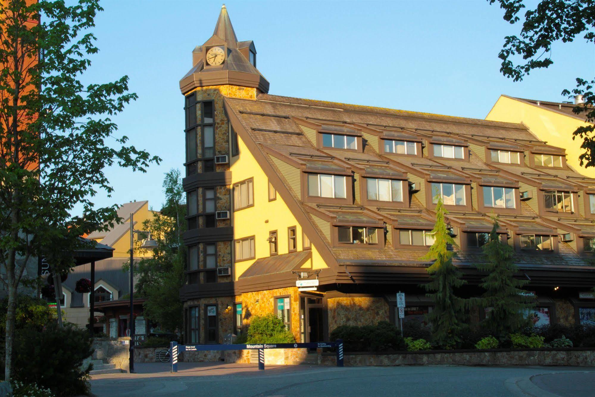 Clock Tower Resort Whistler Exterior foto