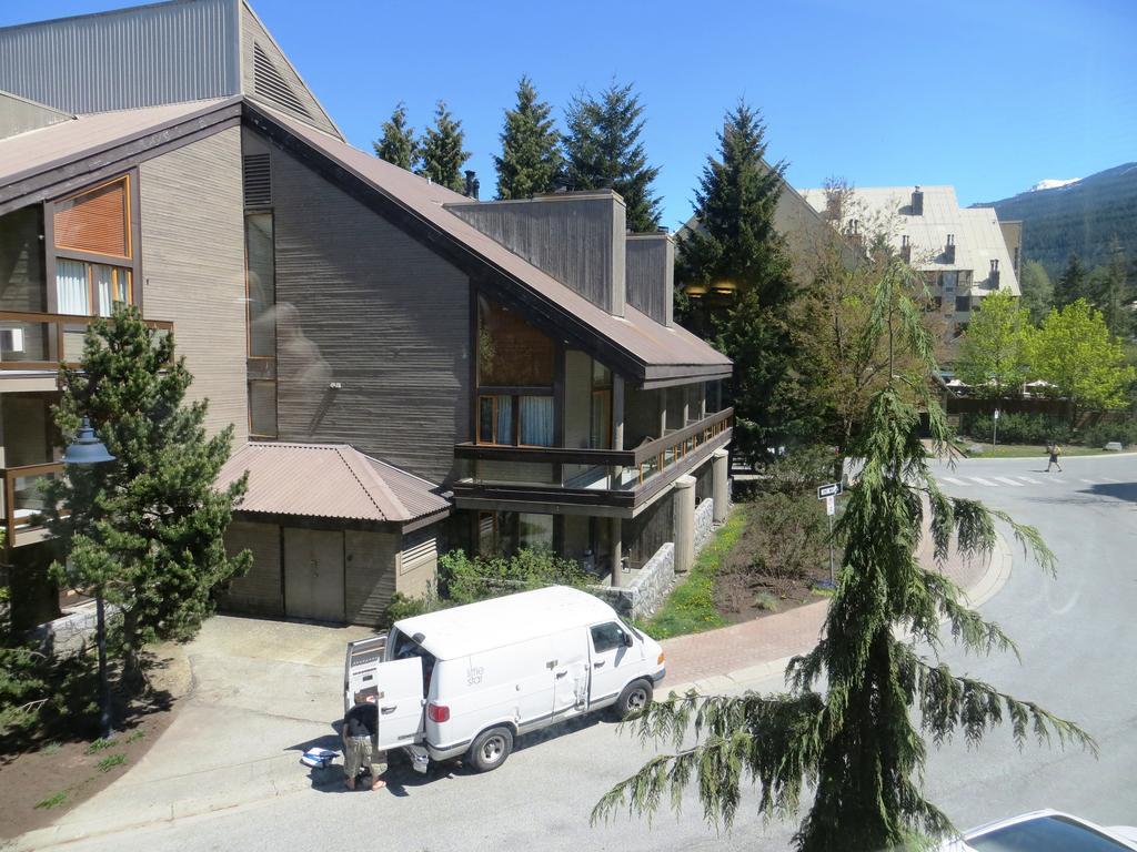 Clock Tower Resort Whistler Exterior foto